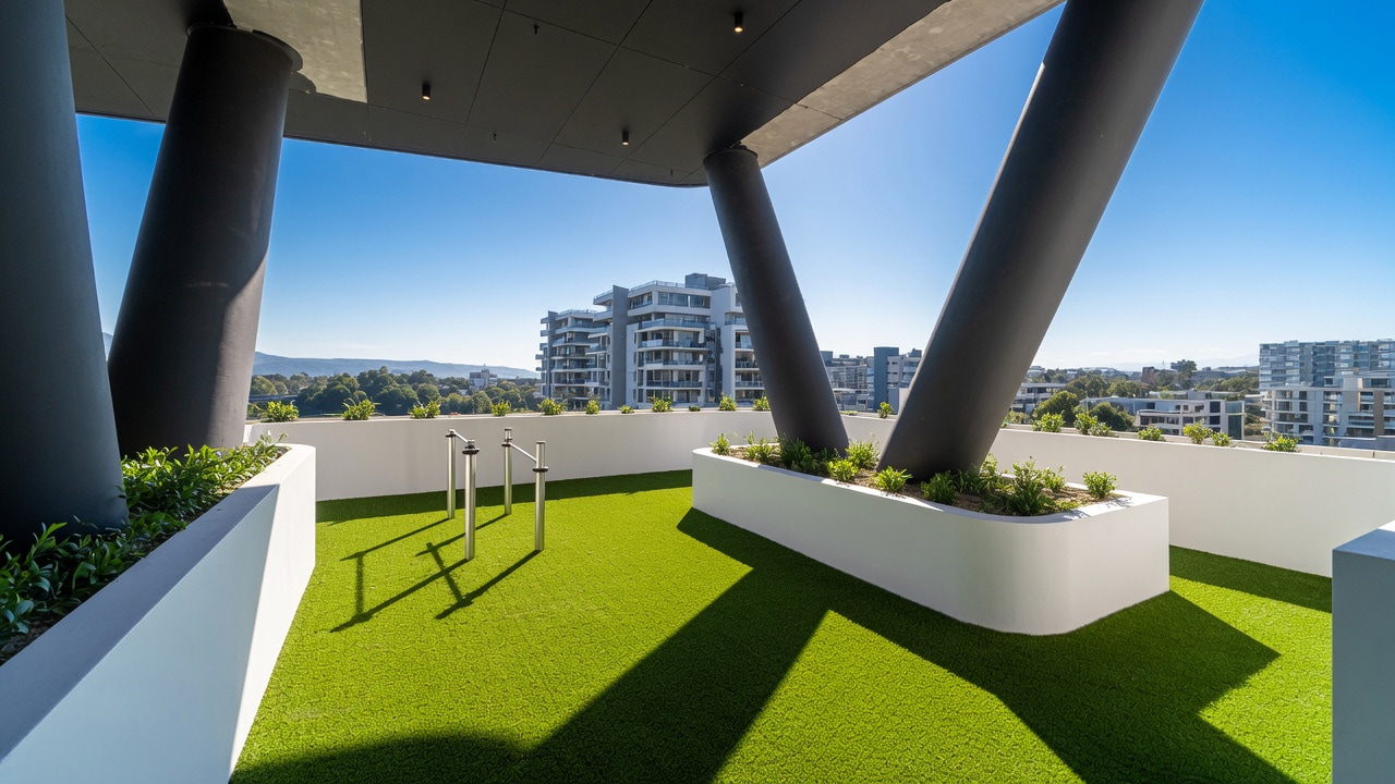 Lush green synthetic lawn — Greenscape Turfing installation